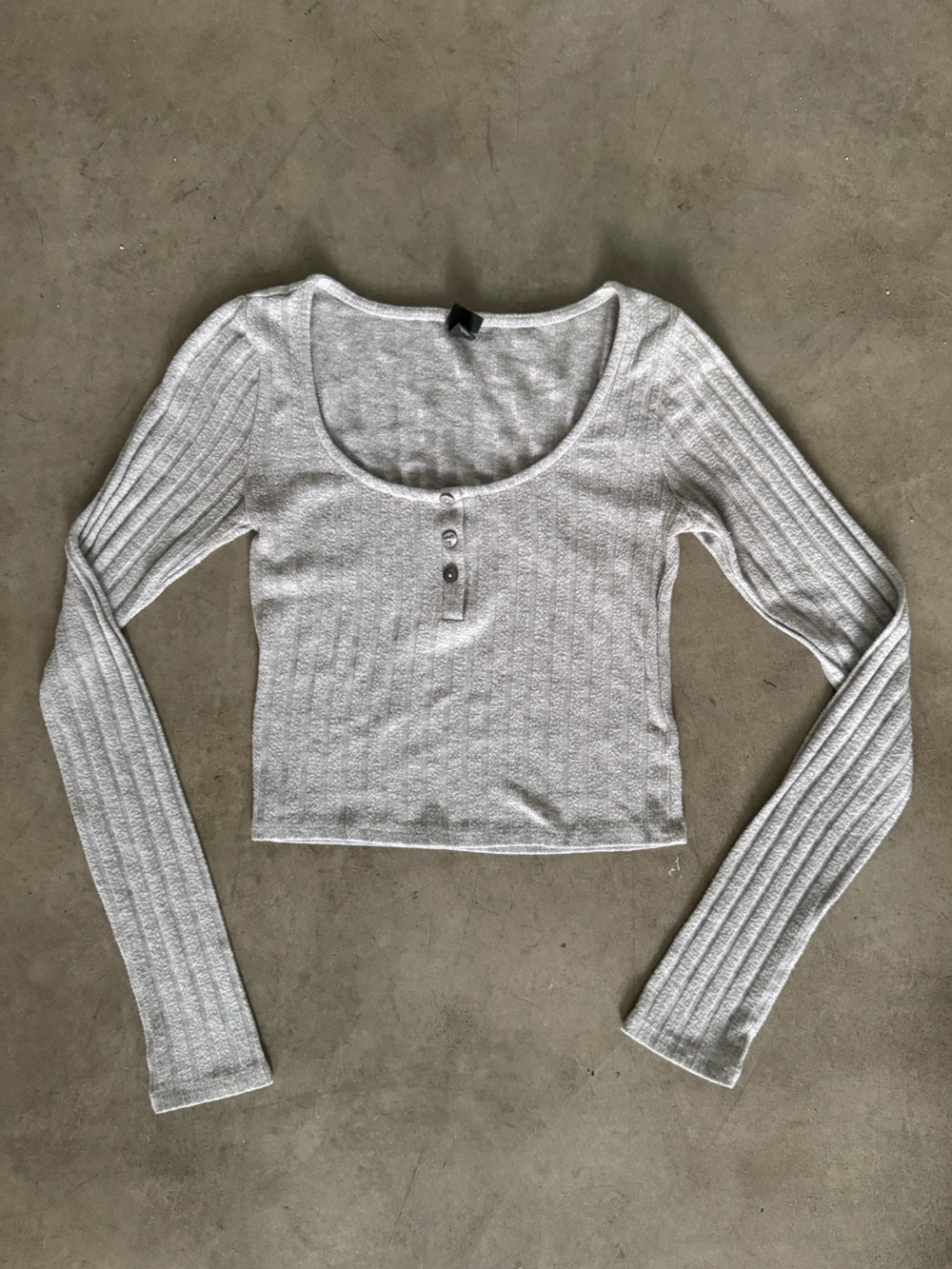 wild fable Light Gray Ribbed Scoop-Neck Long Sleeve Crop Top